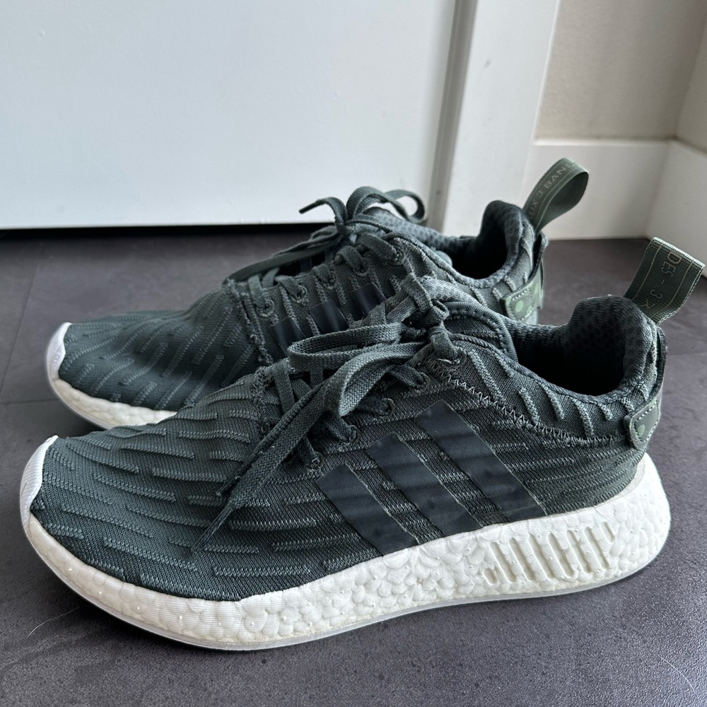Adidas womens NMD R2